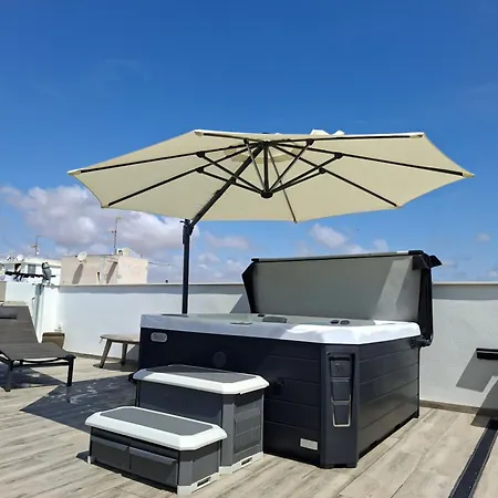 Апартаменти Penthouse-pool-jacuzzi-gym-sauna- Pmt41