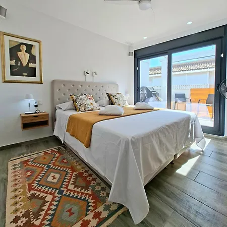Апартаменти Penthouse-pool-jacuzzi-gym-sauna- Pmt41